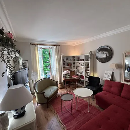 Familial Hyper Bien Situe * Άννεσι